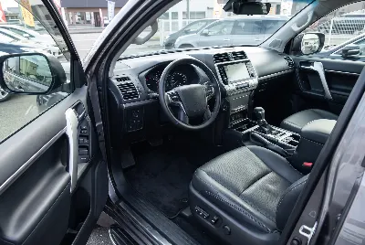 自動車