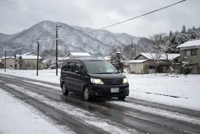 道路や車のある風景