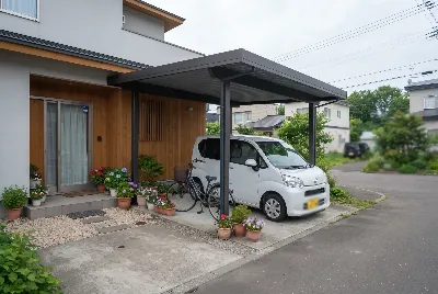 カーリースの契約・引き渡しをしている様子