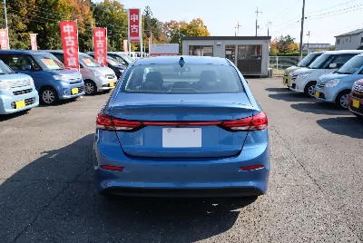 自動車