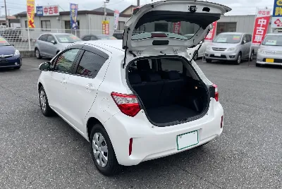 自動車