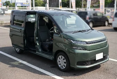 自動車
