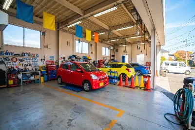 自動車整備工場・販売店の店舗や設備