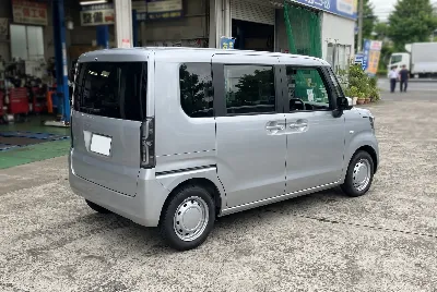 自動車