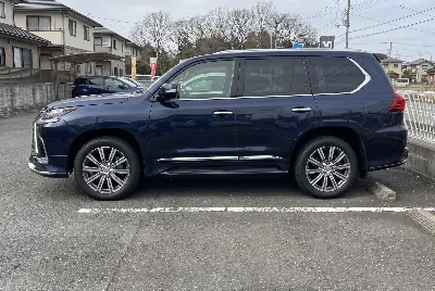 自動車