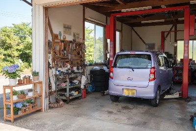 自動車整備工場・販売店の店舗や設備