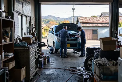 自動車販売店・整備工場のスタッフ
