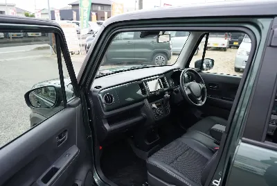 自動車