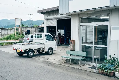 自動車整備工場・販売店の店舗や設備