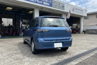 自動車