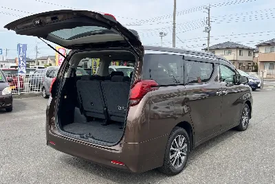 自動車